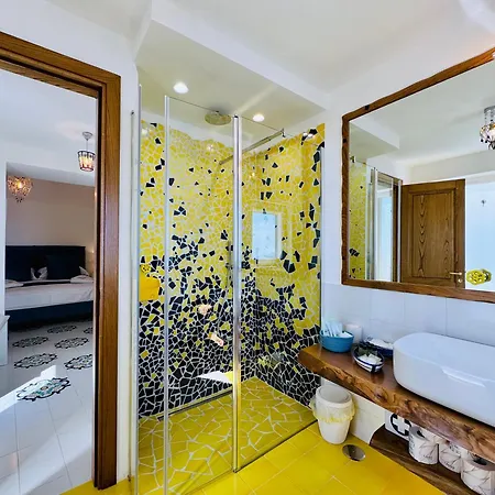 Yourhome - White House Giò