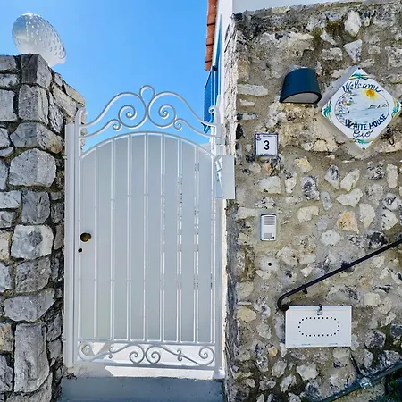 Yourhome - White House Giò