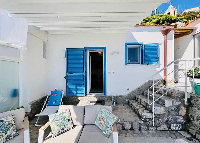 Yourhome - White House Gio *