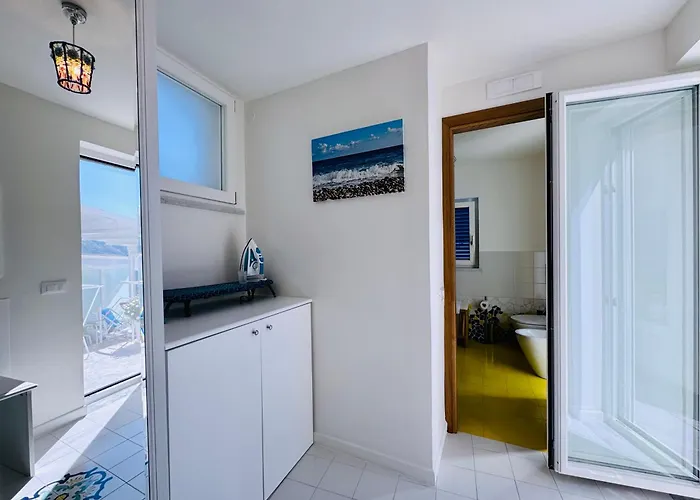 Casa de Férias Yourhome - White House Giò *